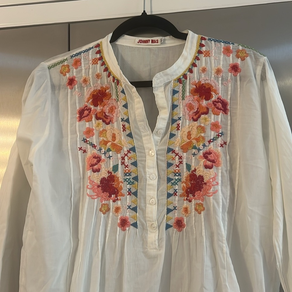 Johnny Was White Embroidered Tunic Size Small 100% cotton - Picture 3 of 6